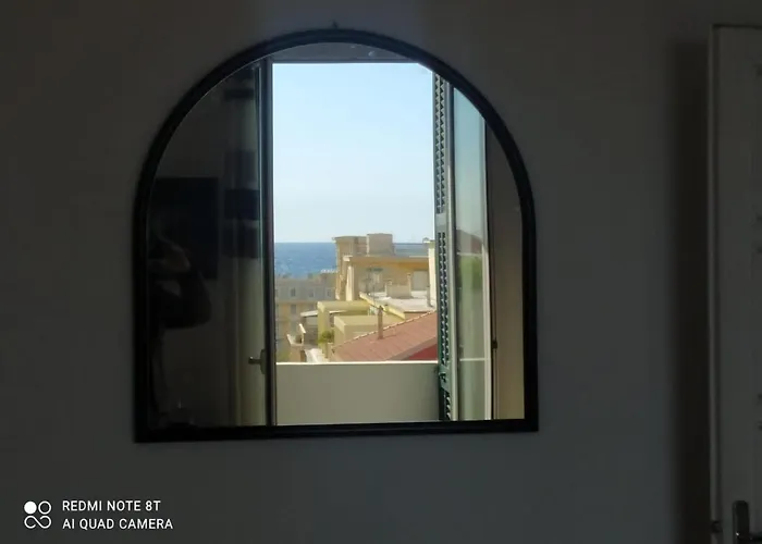 Alishome Centre-beach-ariston-casino Apartment *